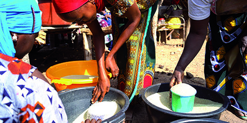 Jour de marché à Dindéfélo